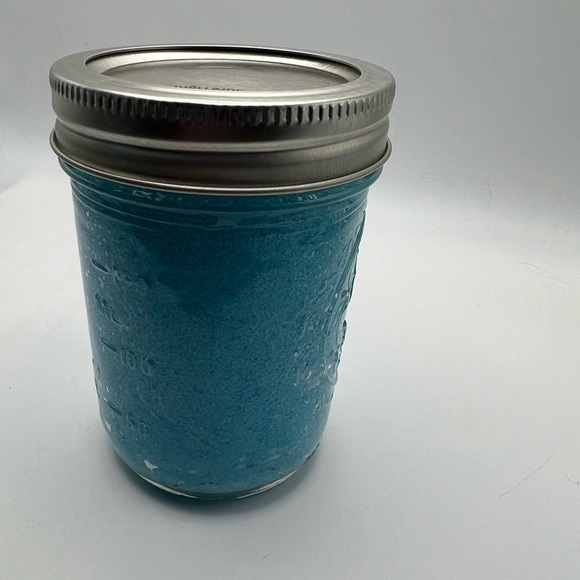 Host pick! Blueberry sugar scrub - Picture 2 of 9